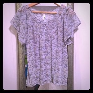 Beautiful chiffon bird blouse!