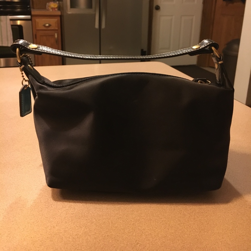 Handbag - Picture 2 of 2
