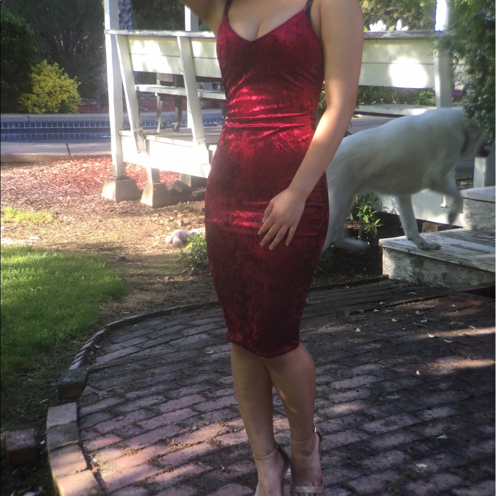 Red velvet bodycon midi dress