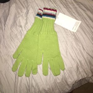 Warm stylish pair of Missoni ladies gloves