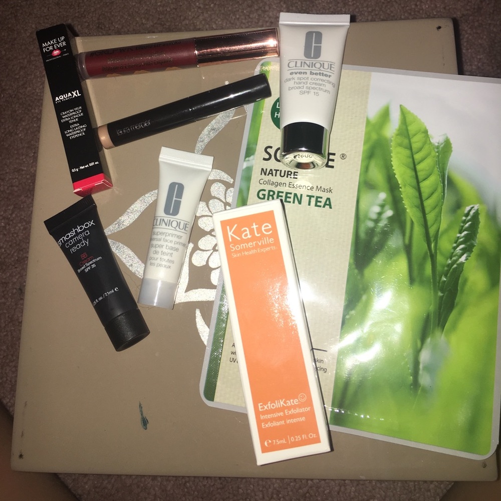 Makeup bundle