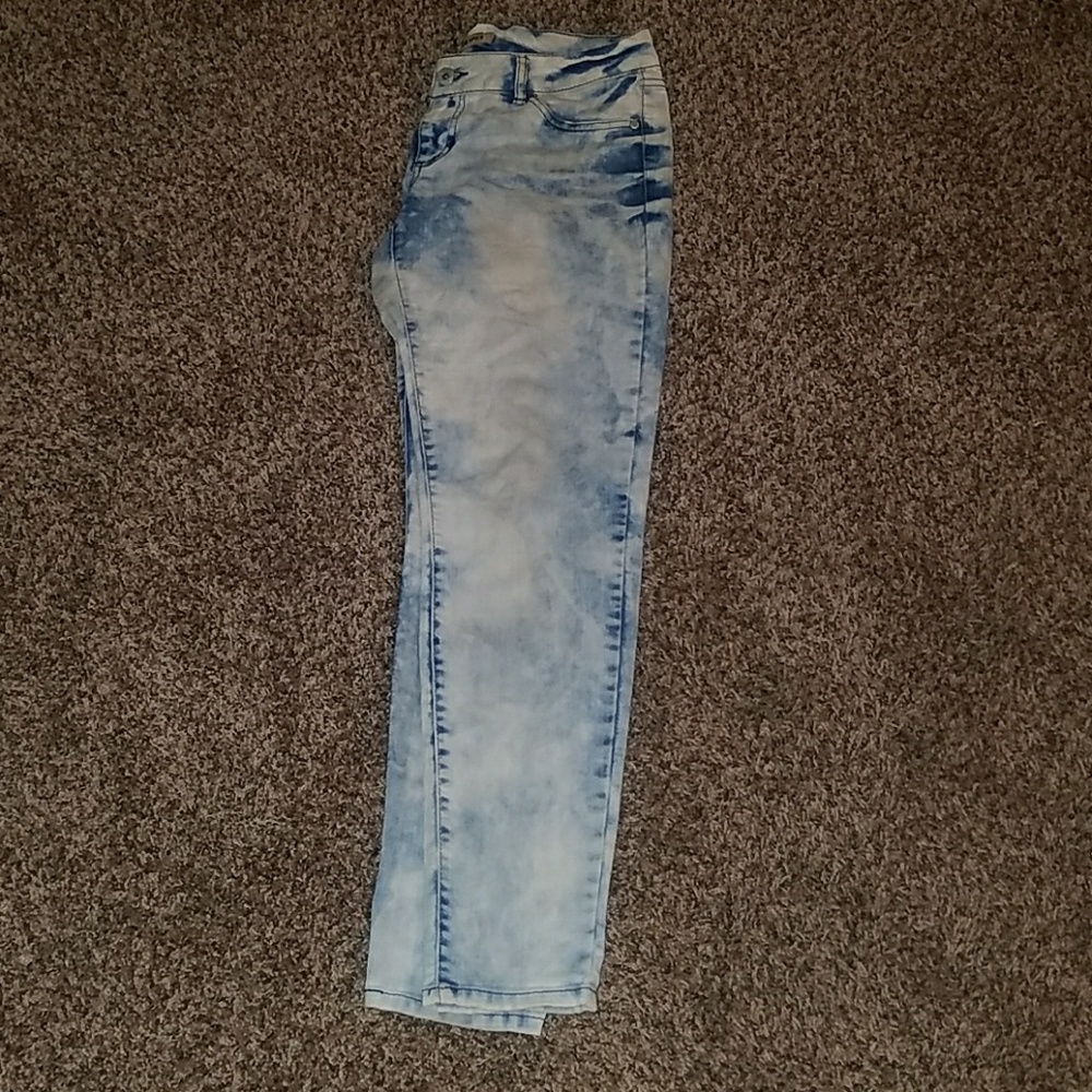 Acid wash denim Jeans