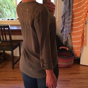 H&M shear button down long sleeve
