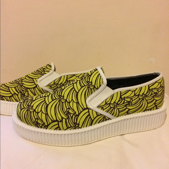 TUK White Banana Platform Creeper Sneaker - Picture 2 of 3