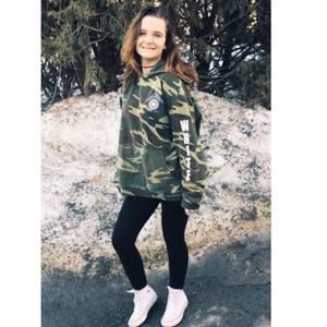 Meet your Posher, Erica