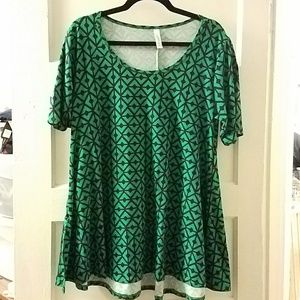 Lularoe Med. Perfect Tee- leggings material