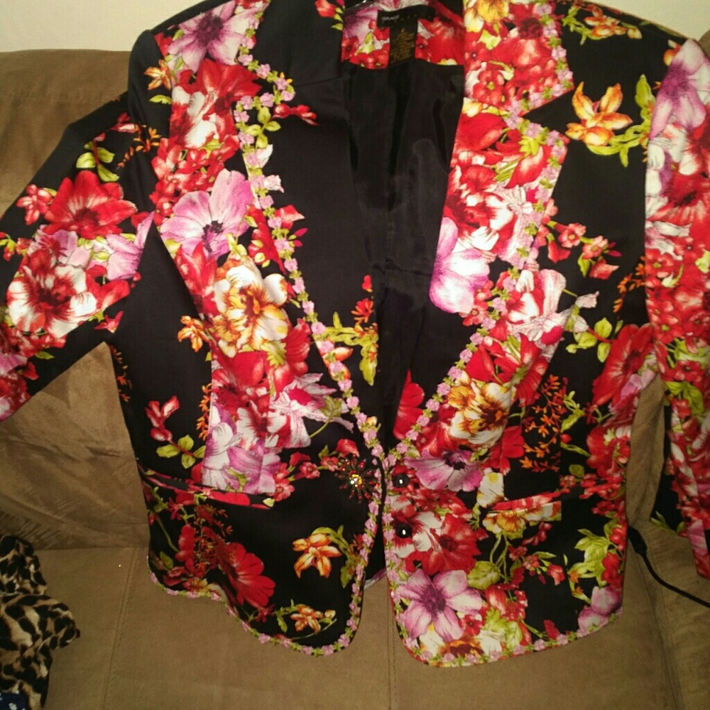 Black floral blazer