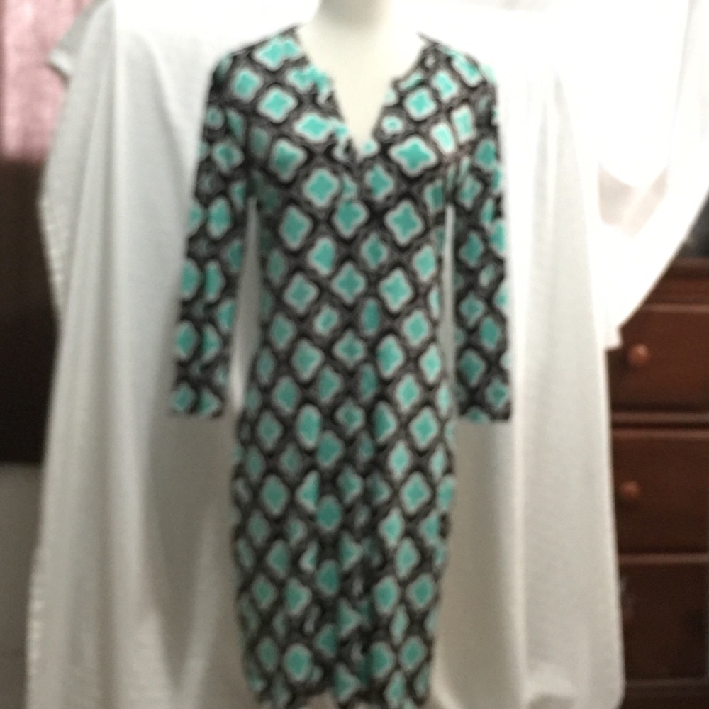 Midi dress and almost new! Only worn twice.