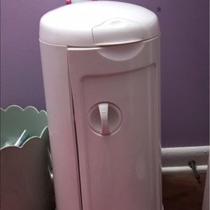 Diaper pail