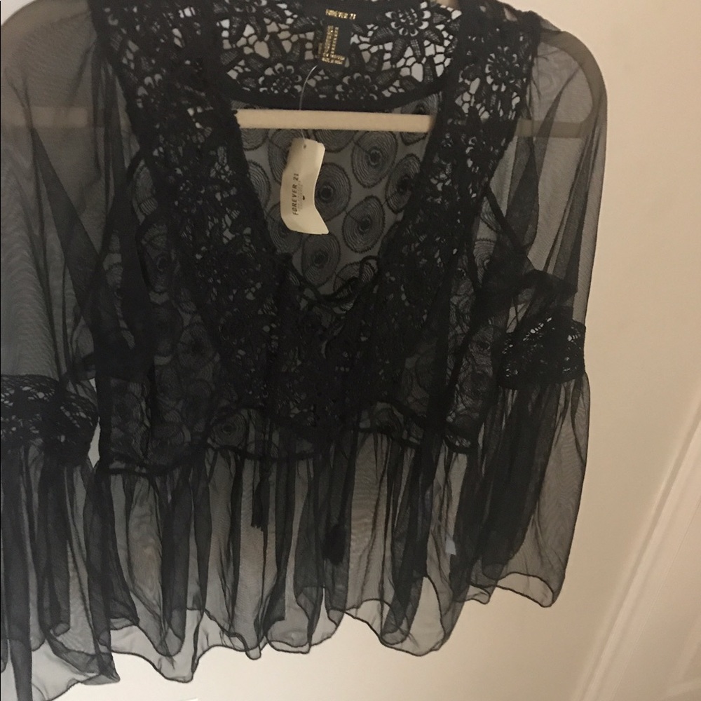 Forever 21 medium lace top