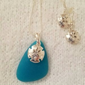 Sea glass and sand dollar pendant with earrings