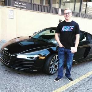 Meet your Posher, Kenneth