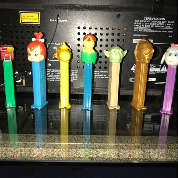 Assorted pez candy dispensers lot - Picture 2 of 5