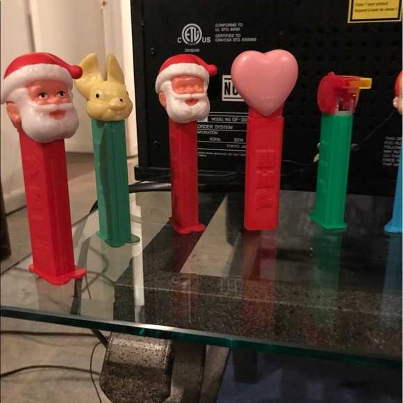 Assorted pez candy dispensers lot - Picture 3 of 5