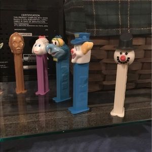 Assorted pez candy dispensers lot