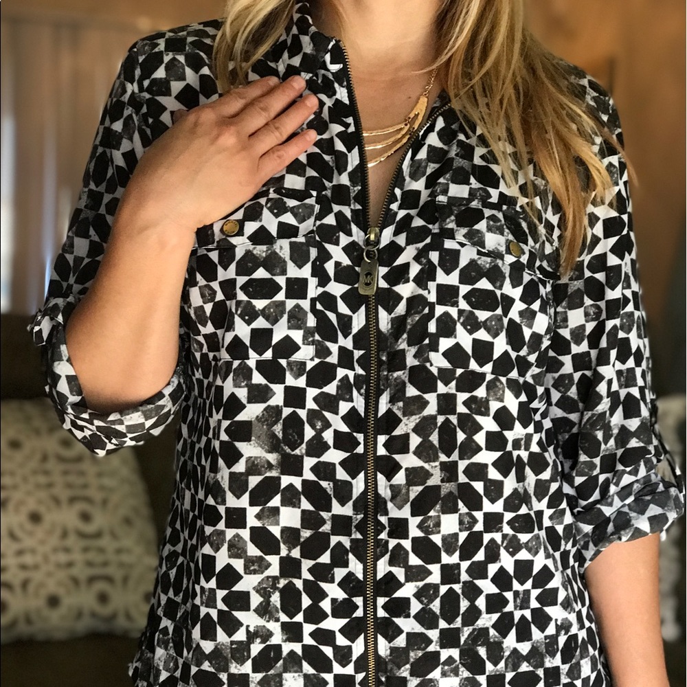 Michael Kors Shirt 💕 HOST PICK 💕