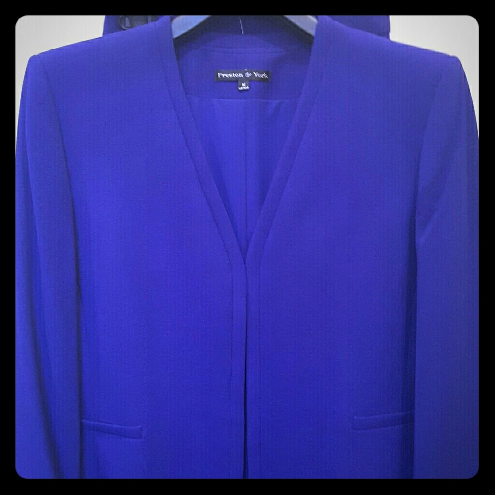 Woman suit 16 pant suit