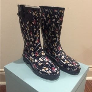 Floral Fun rain boots!