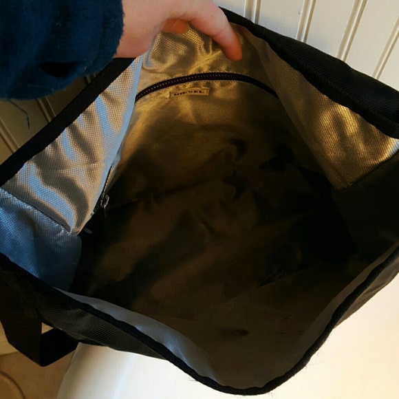 DIESEL Messenger Bag! - Picture 7 of 8