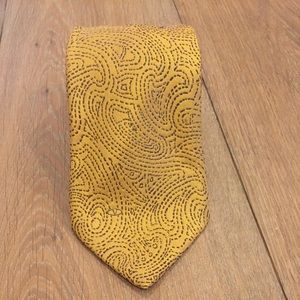 Valentino men's yellow and black 100% silk tie