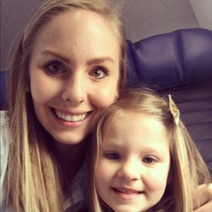 Meet your Posher, Katelyn