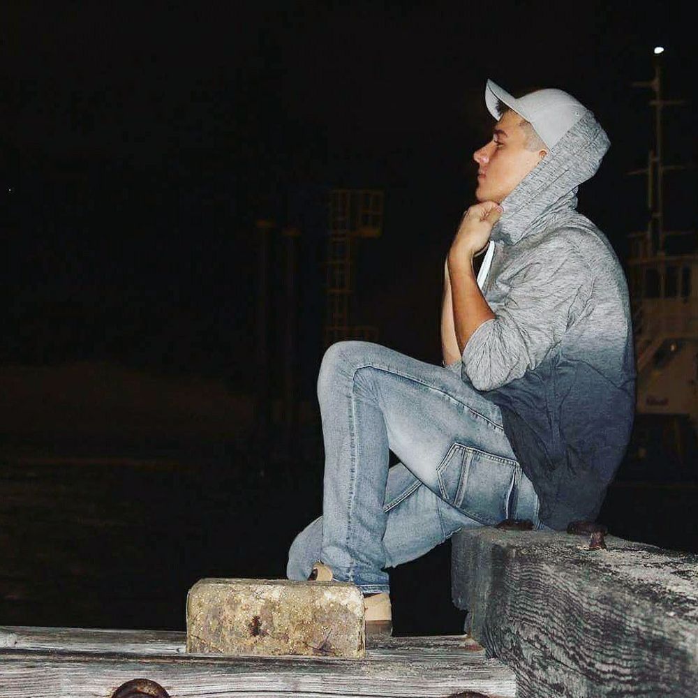 Meet your Posher, Codie