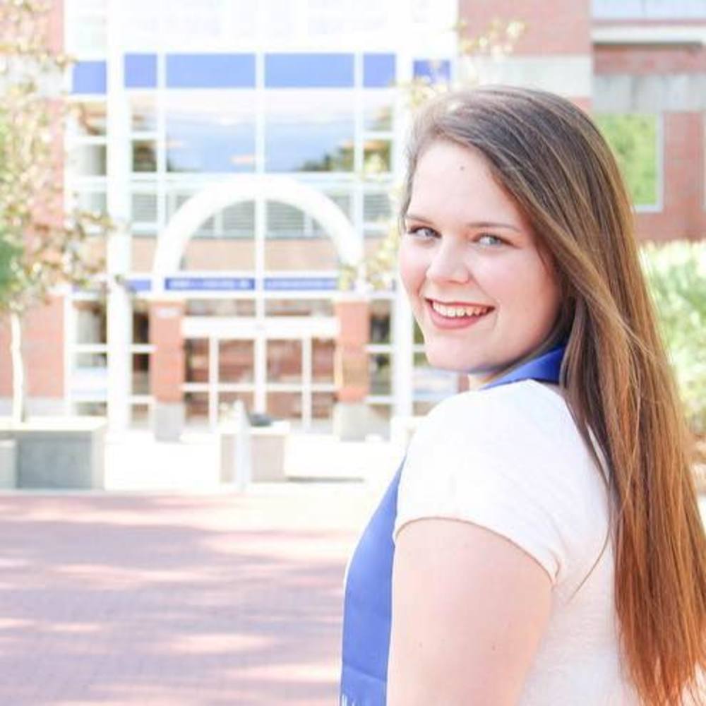 Meet your Posher, Ilyssa