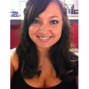 Meet your Posher, Kaela