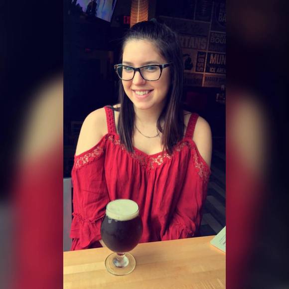 Meet your Posher, Emily - Picture 1 of 1