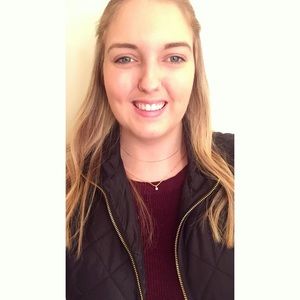 Meet your Posher, Carey