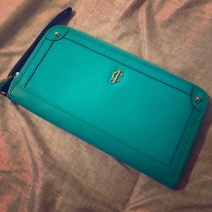 Juicy couture travel wallet