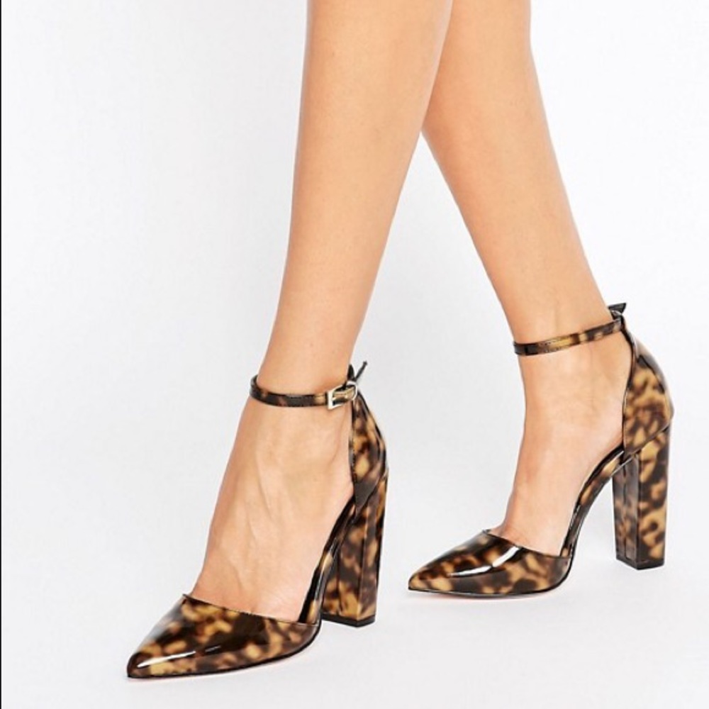 ASOS Penalty Pointed Tortoise Heels size 7