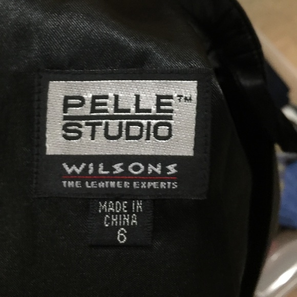 Leather black skirt - Picture 3 of 3