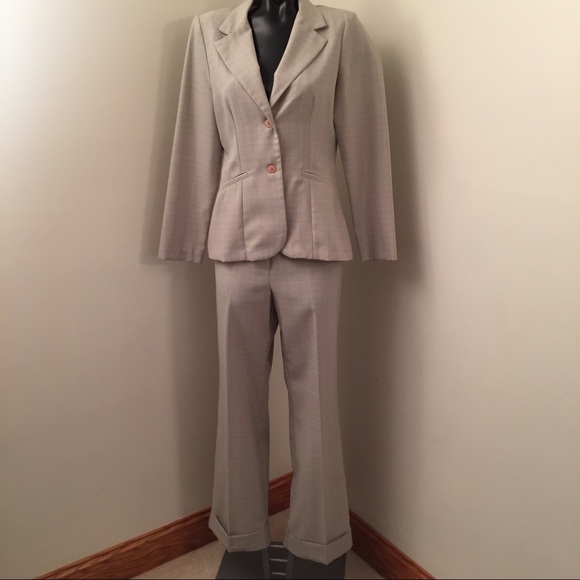 Suit - Picture 2 of 3