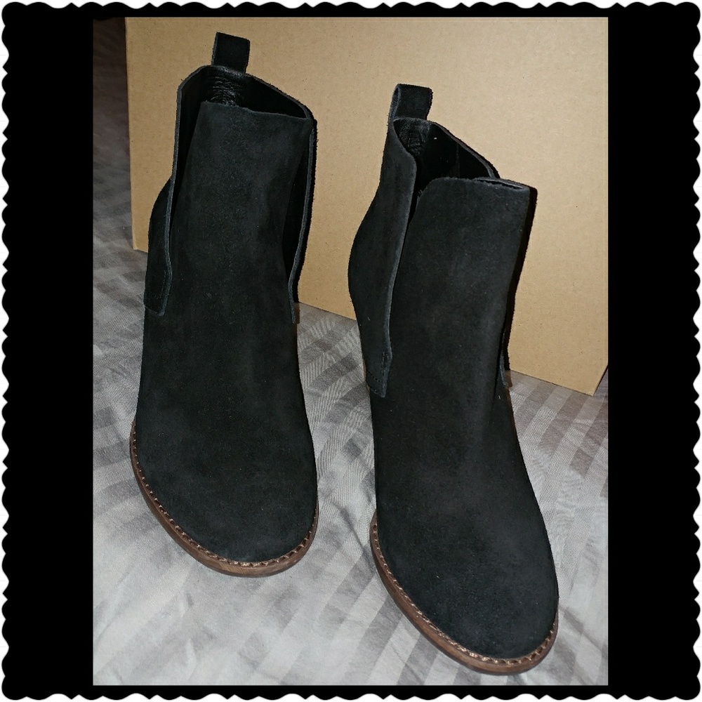 🚫SOLD🚫 🎉HP❗ 7/24/2017🎉🌸 LUCKY: WEDGES - Picture 3 of 7