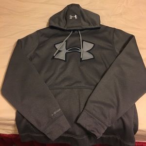 Under armor sweatshirt