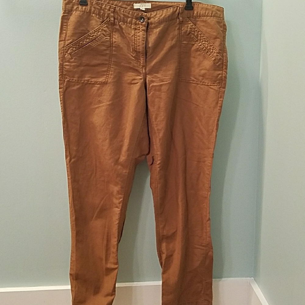 Loft British khaki linen cargo crops