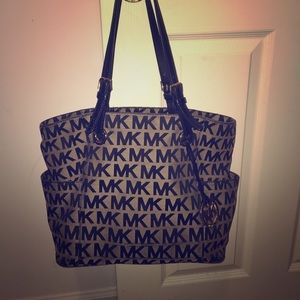 Micheal Kors tote