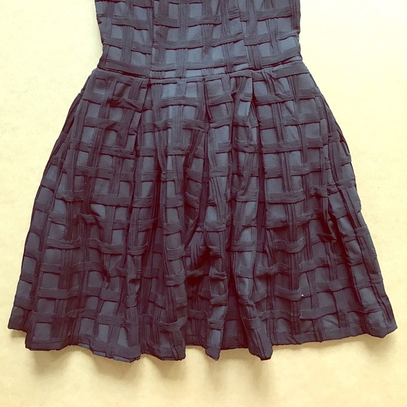 Textured Bardot Black Dress - Picture 3 of 5