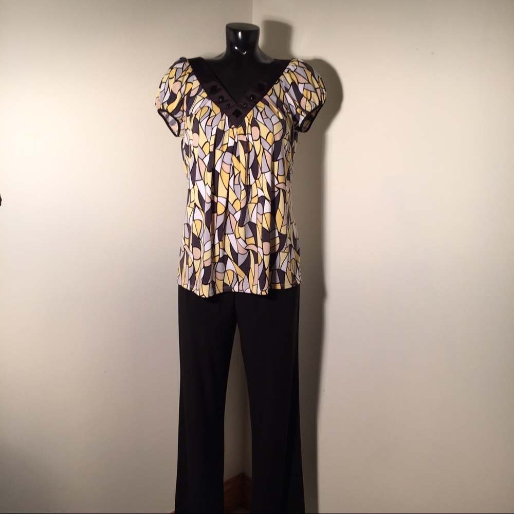 Two Piece Outfit - Picture 2 of 3