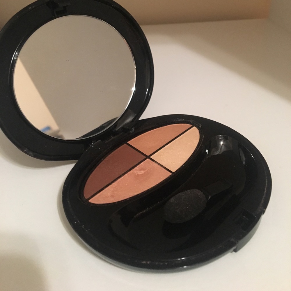 Authentic Shiseido eyeshadow quad