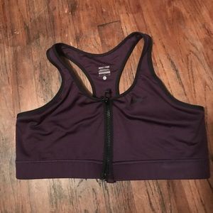 Plum zip up sports bra 🌟 (Bundles 2/$10)🌟
