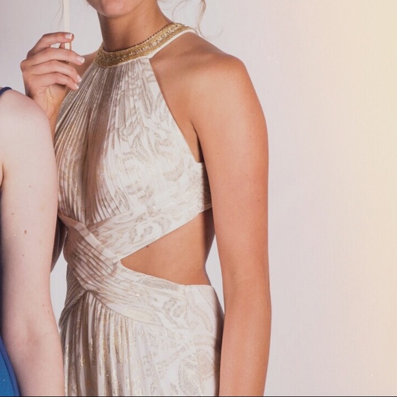 Prom dress - Picture 3 of 4