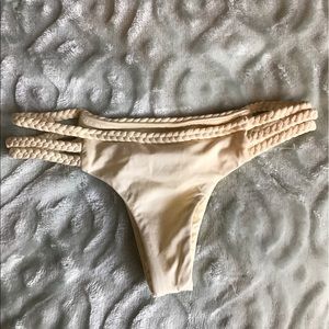 XS femme chic cream white swimsuit bottoms