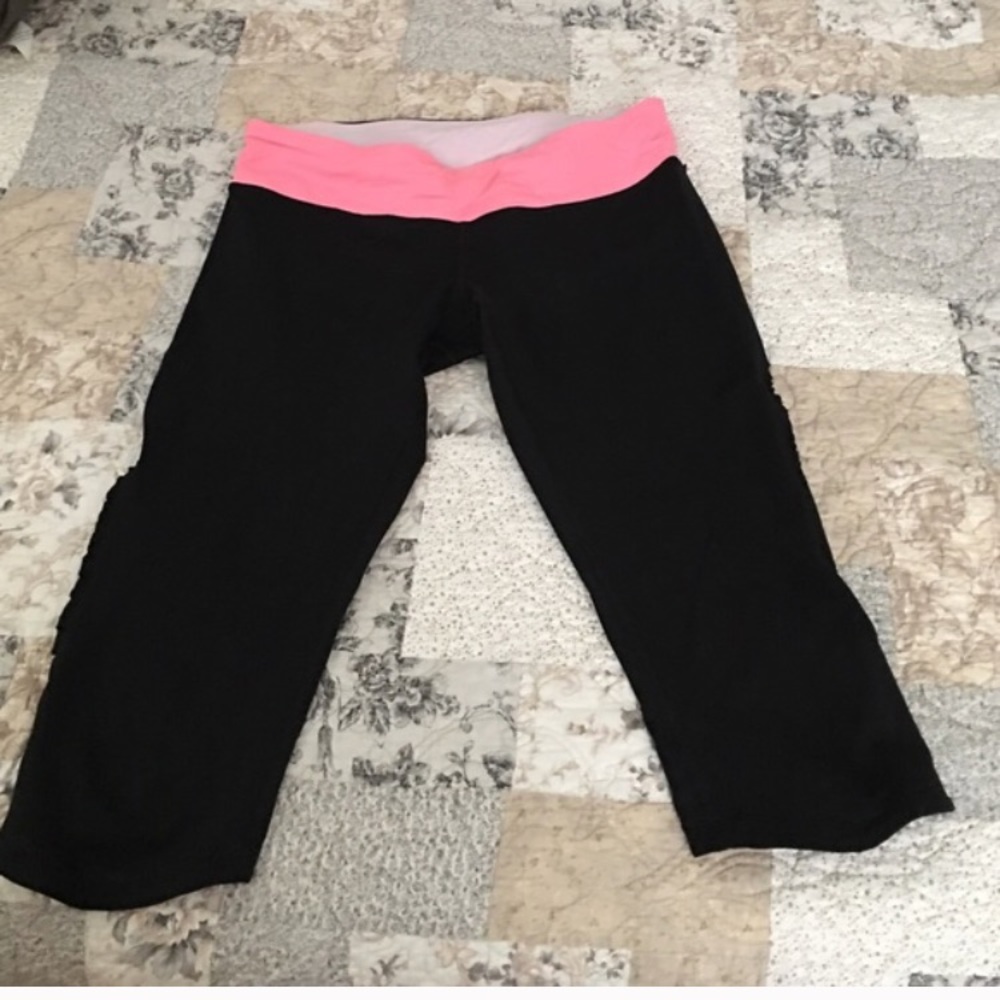 Lululemon cropped running pants