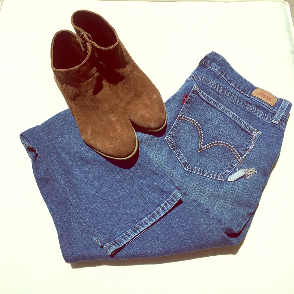 Levi's 524 Jeans