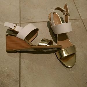 Calvin Klein Open Toe Leather Gold Wedge sandals
