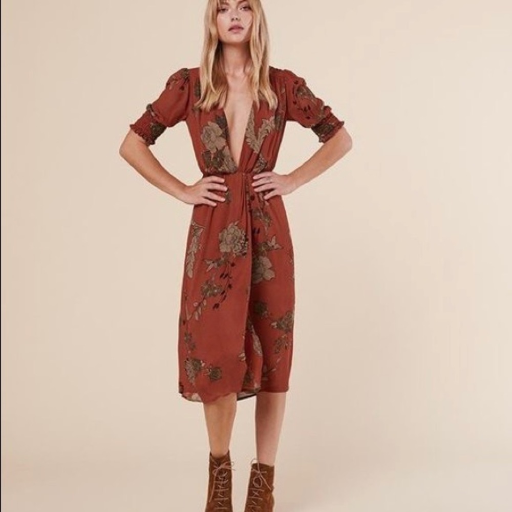 ✨ISO✨Reformation Brittiain Dress, Size XS