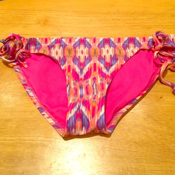 Target Bikini - Picture 3 of 4