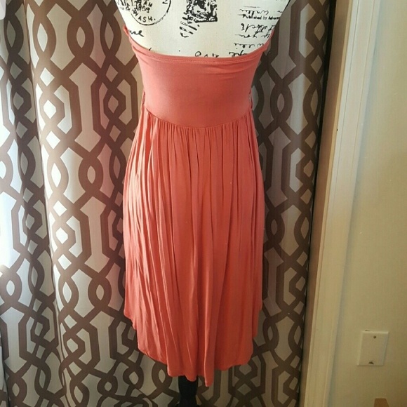 High Low asymmetrical Hem Dress 2 Colors - Picture 3 of 7